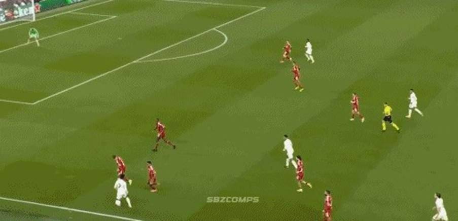 22岁小将欧冠防住皇马巨星!6万球迷鼓掌官方授MVP